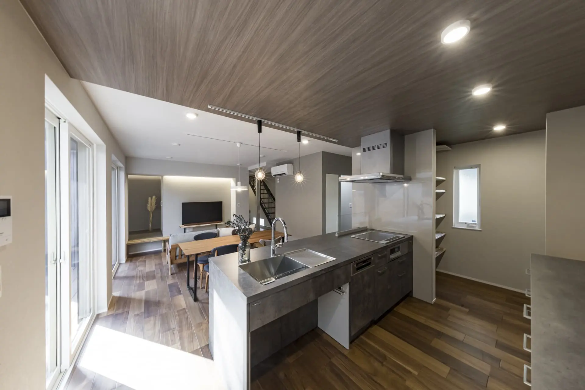 ゲートエアーハウス事例